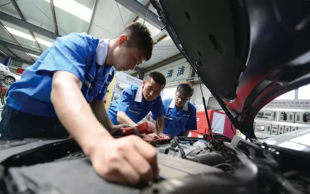 2017年機(jī)動(dòng)車維修水平考試報(bào)名啦！這3點(diǎn)新變化你一定要知道