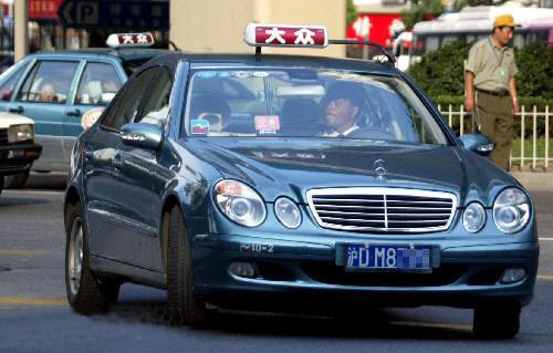 上海巡游出租汽車(chē)預(yù)約擬推新規(guī)：調(diào)度時(shí)不加價(jià)、不顯示目的地